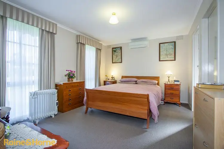 Sixth view of Homely house listing, 34 Gilchrist Crescent, Sunbury VIC 3429