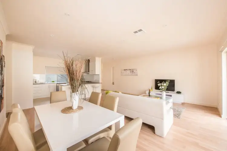 142b Reynell Road, Woodcroft SA 5162
