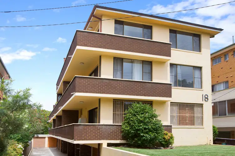 Fourth view of Homely unit listing, 10/18 Wheeler Parade, Dee Why NSW 2099