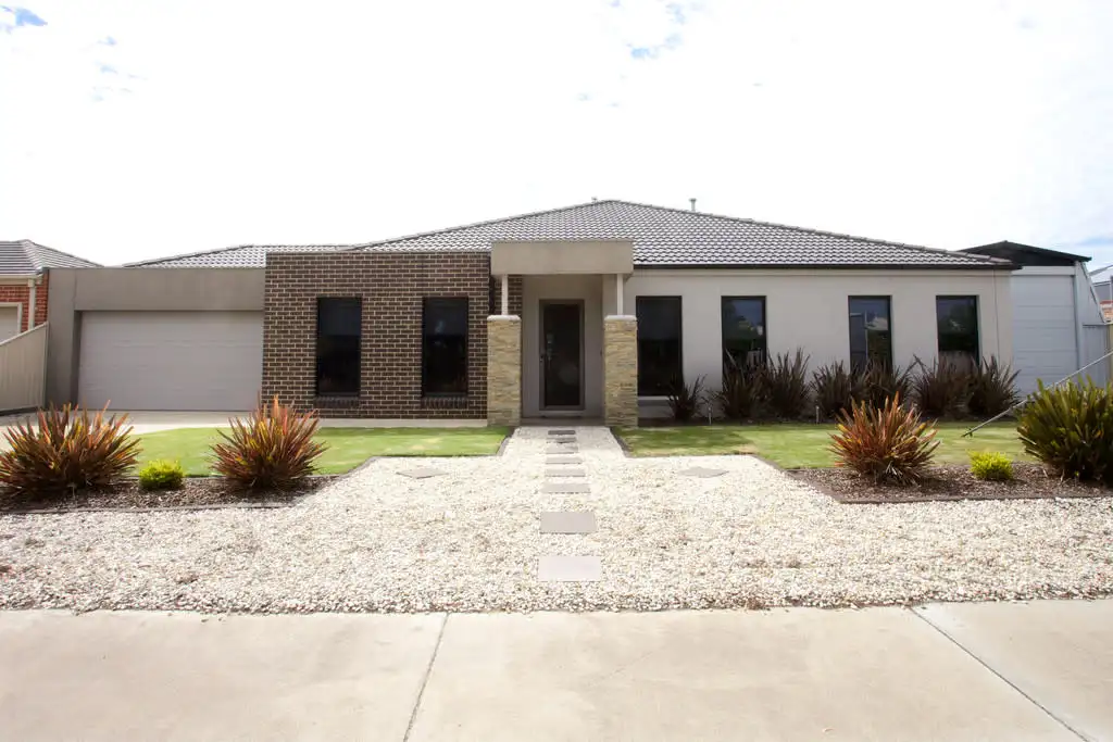 Main view of Homely house listing, 2 Sanderson Street, Horsham VIC 3400