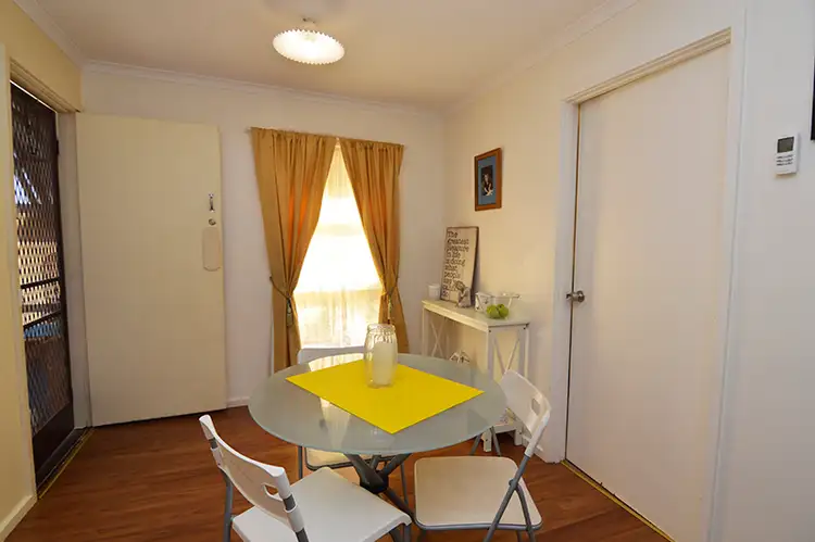 Fifth view of Homely house listing, 8 Namoi Avenue, Red Cliffs VIC 3496