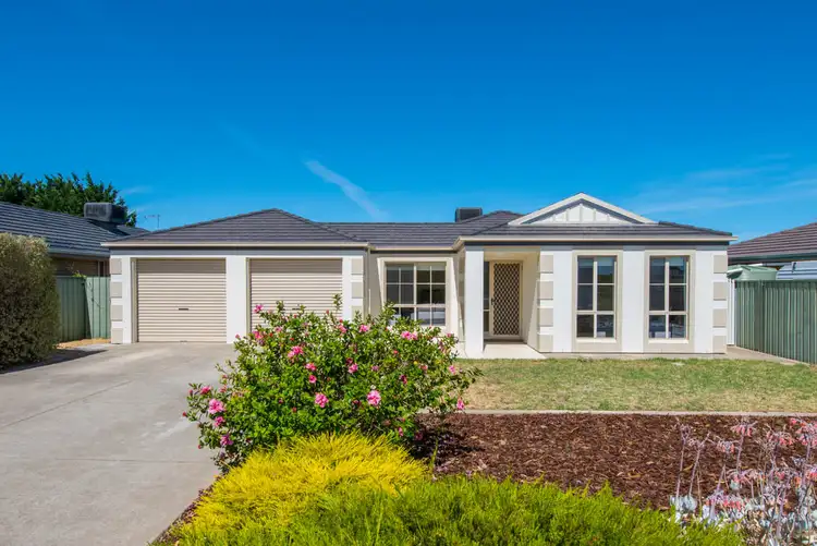 18 Pridham Boulevard, Aldinga Beach SA 5173