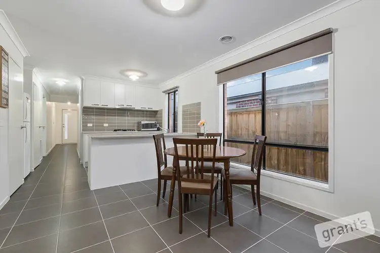 Fifth view of Homely house listing, 8 Armidale Drive, Pakenham VIC 3810