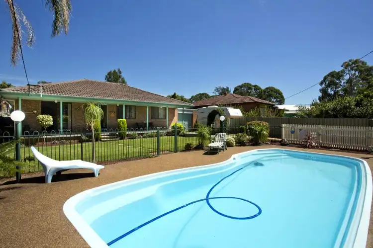 95 High Street, Wallalong NSW 2320
