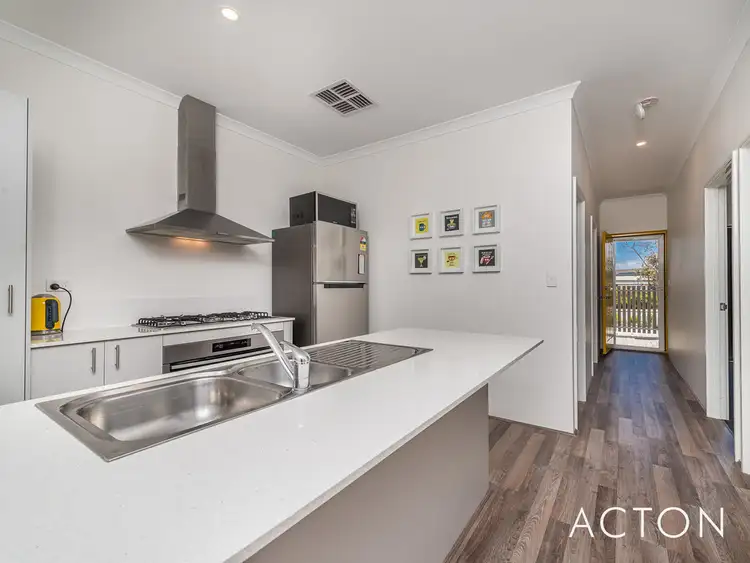 33 GOULDIAN CIRCUIT, Alkimos WA 6038