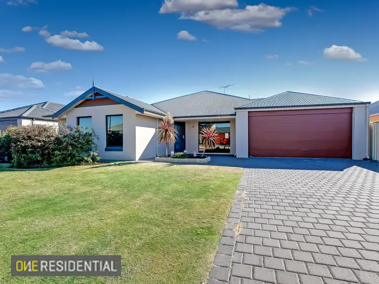 5 Benooka Grange, Lakelands WA 6180