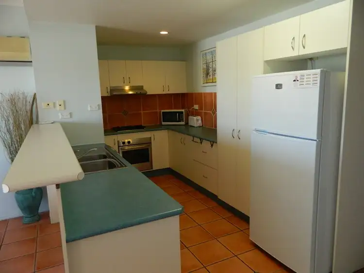 Sixth view of Homely unit listing, 2/81 Central Lane, Gladstone Central QLD 4680