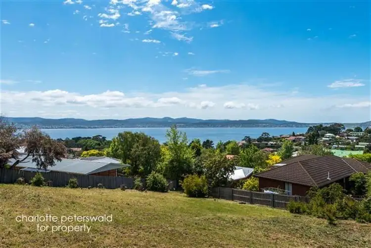 47 Fisher Avenue, Sandy Bay TAS 7005