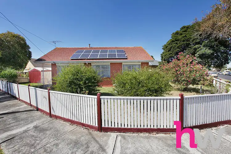 2 Mercury Crescent, Newcomb VIC 3219