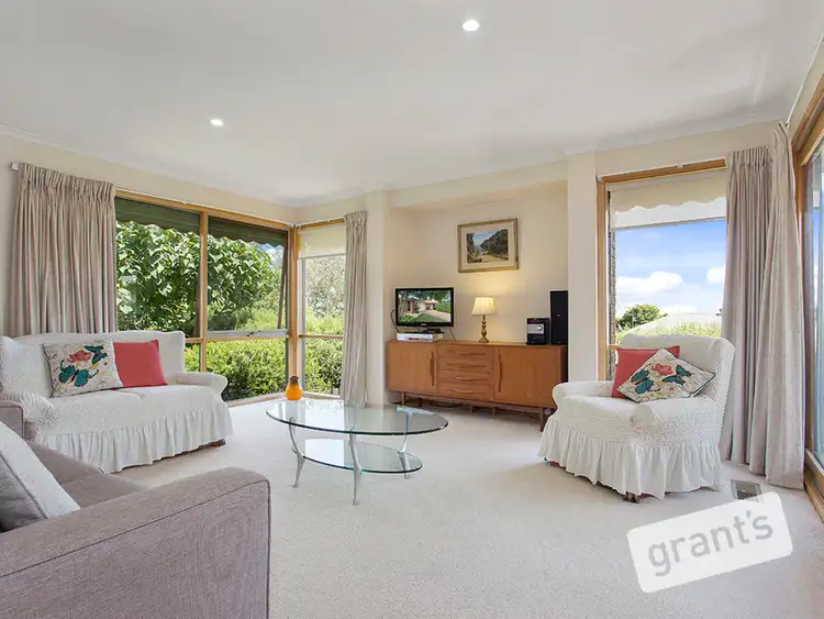 Fifth view of Homely house listing, 15 Hillview Place, Berwick VIC 3806