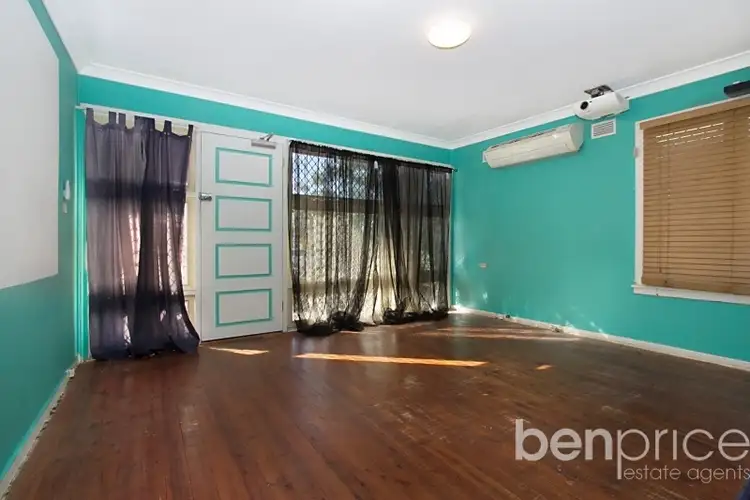 Second view of Homely house listing, 4 & 4a Tangaloa Crescent, Lethbridge Park NSW 2770