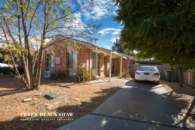 11 Cleeve Place, Gordon ACT 2906