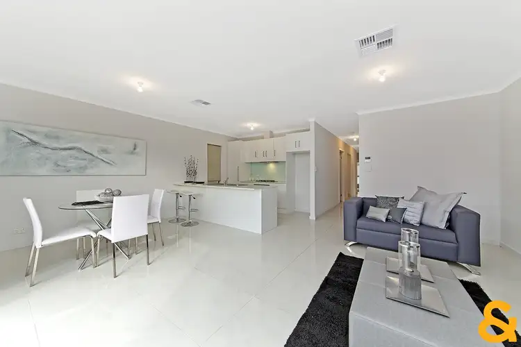 304B Oaklands Road, Park Holme SA 5043