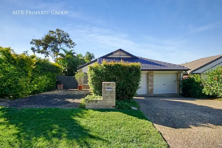 6 Beerwah Place, Forest Lake QLD 4078