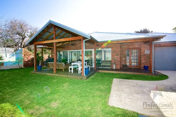 9A Third Avenue, Bassendean WA 6054