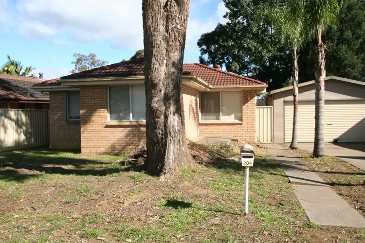 204 Banks Drive, St Clair NSW 2759