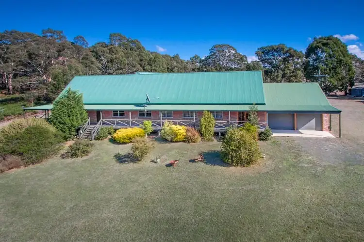 240 Feeneys Lane, Benloch VIC 3435