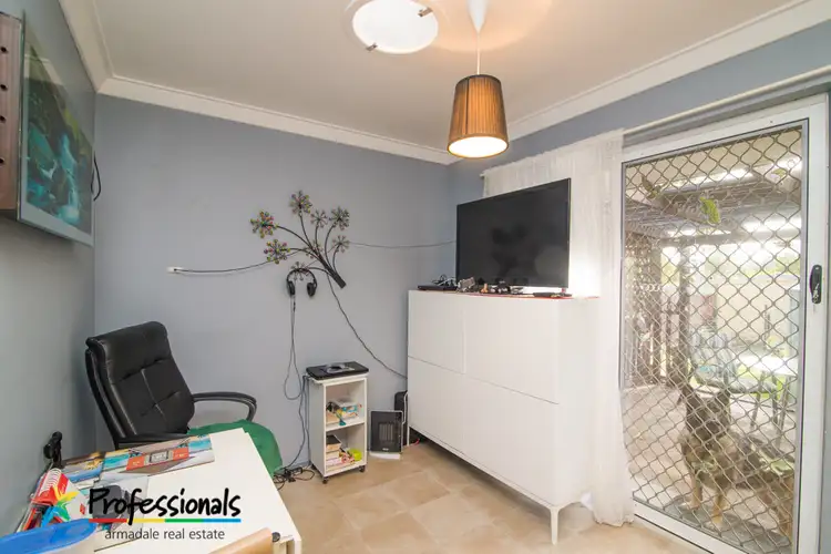 Sixth view of Homely house listing, 13 Mignon Ct, Armadale WA 6112