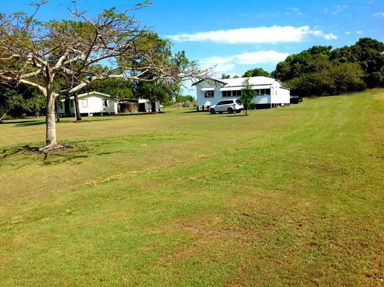 369-371 Mackay Bucasia Road, Rural View QLD 4740