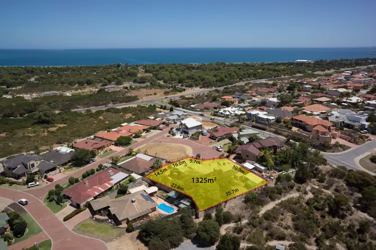 6 The Cove, Coogee WA 6166
