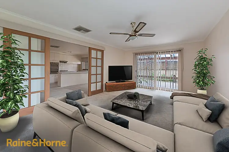 Fifth view of Homely house listing, 2 Scullin Court, Sunbury VIC 3429