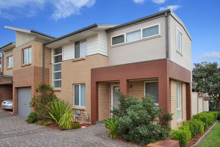 Main view of Homely townhouse listing, 10/2A Federal Rd, Seven Hills NSW 2147
