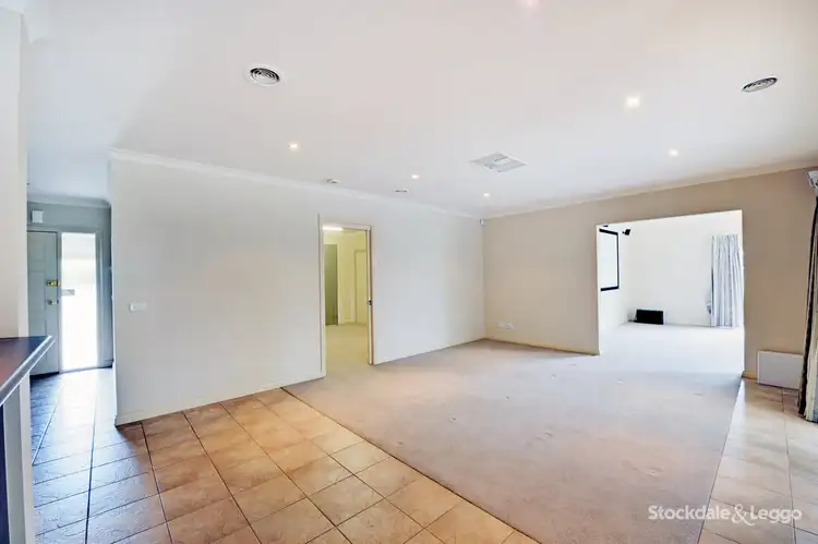 Seventh view of Homely house listing, 9 Rosella Court, Kialla VIC 3631