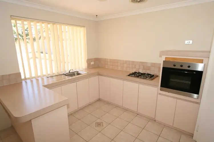 Sixth view of Homely house listing, 10 Sunningdale Circle, Cooloongup WA 6168