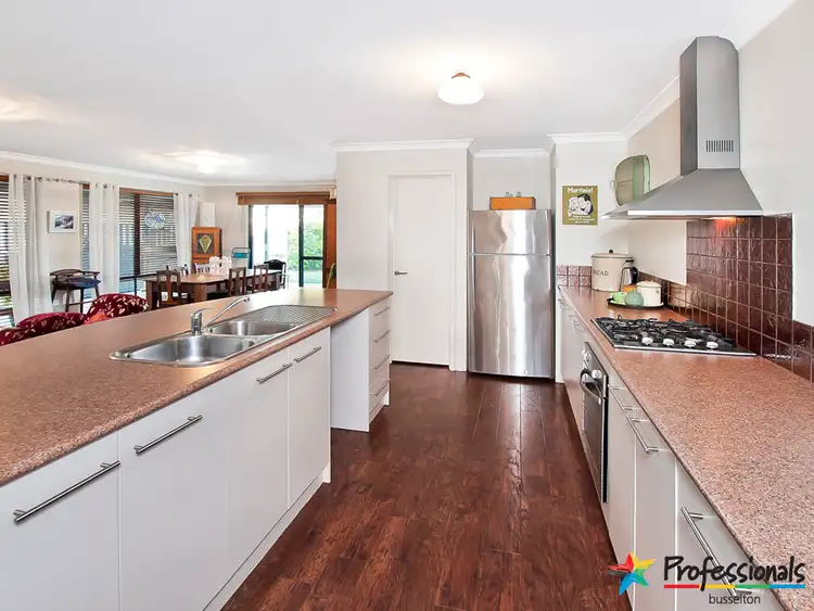 Fourth view of Homely house listing, 8 Clematis Way, Broadwater WA 6280