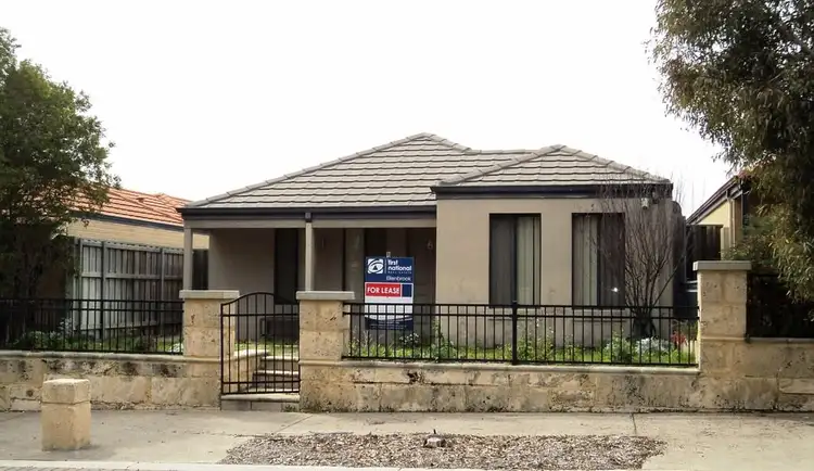 6 Dunrobin Drive