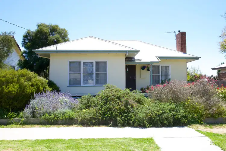 Main view of Homely house listing, 10 Philip Street, Horsham VIC 3400