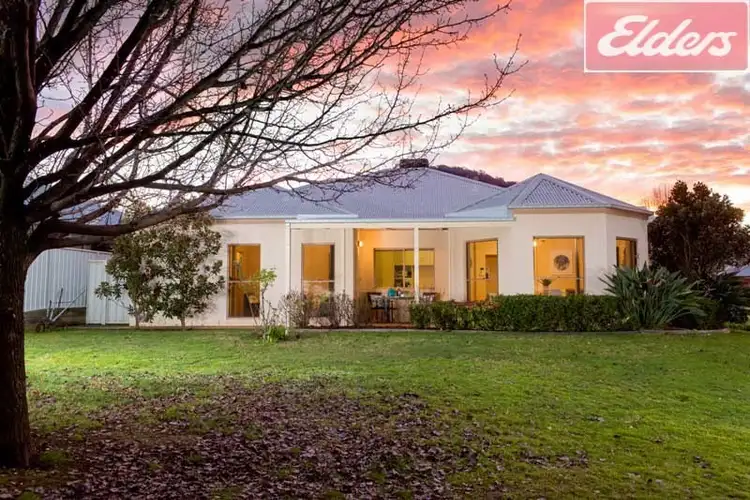 8 Oatlands Fairway, Wodonga VIC 3690
