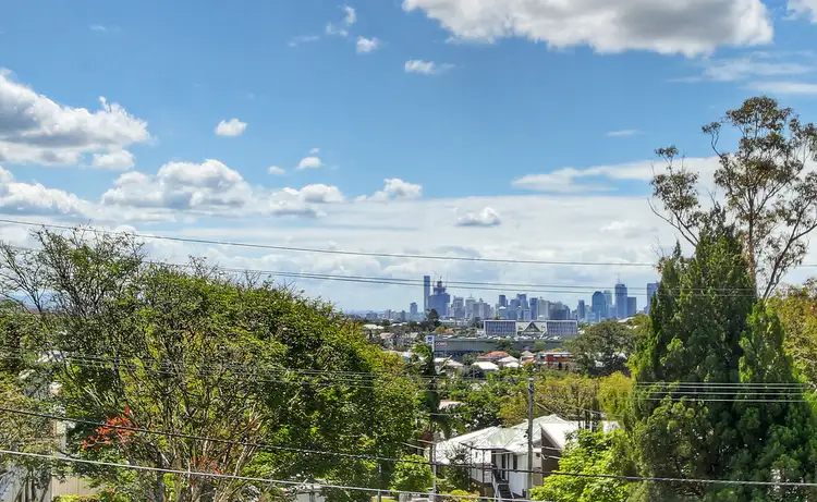 8/20 Swain St, Holland Park West QLD 4121