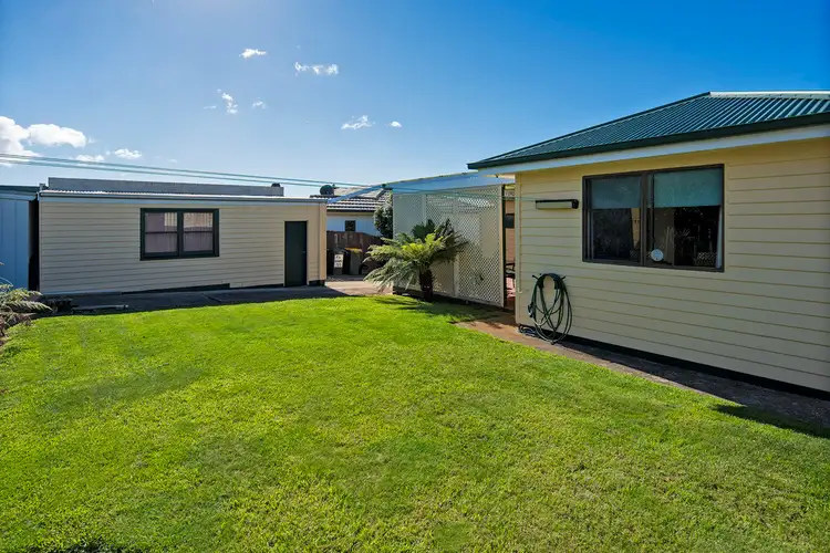 24 Mark Street, Hillcrest TAS 7320