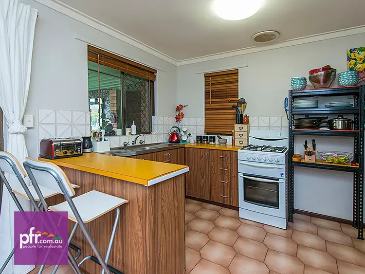 Sixth view of Homely house listing, 9 Honeysett Court, Hamilton Hill WA 6163