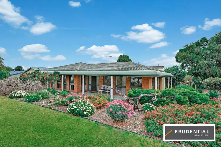 1 Nelson Street, Minto NSW 2566