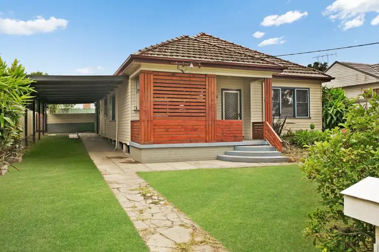 15 Irving Street, Beresfield NSW 2322