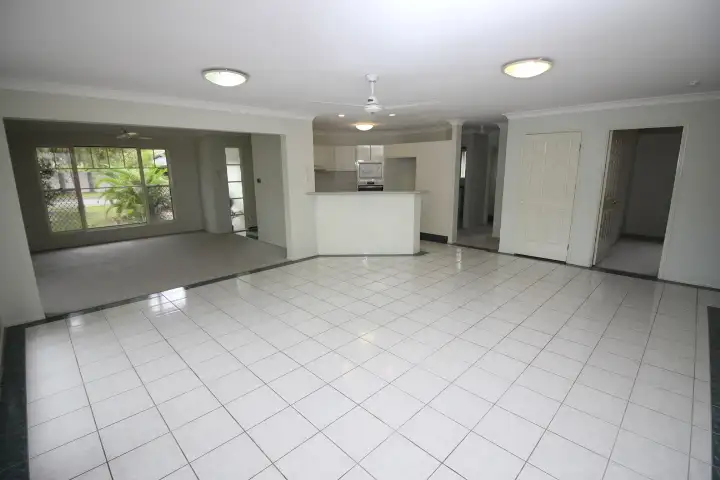 Sixth view of Homely house listing, 10 ROYAL COURT, Ashmore QLD 4214