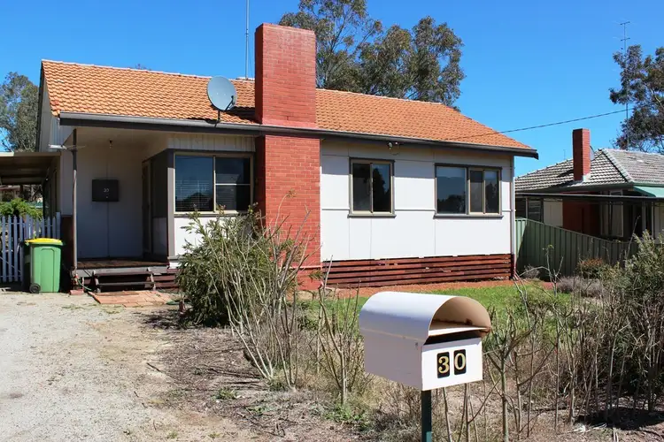 30 Queen Street, Northam WA 6401