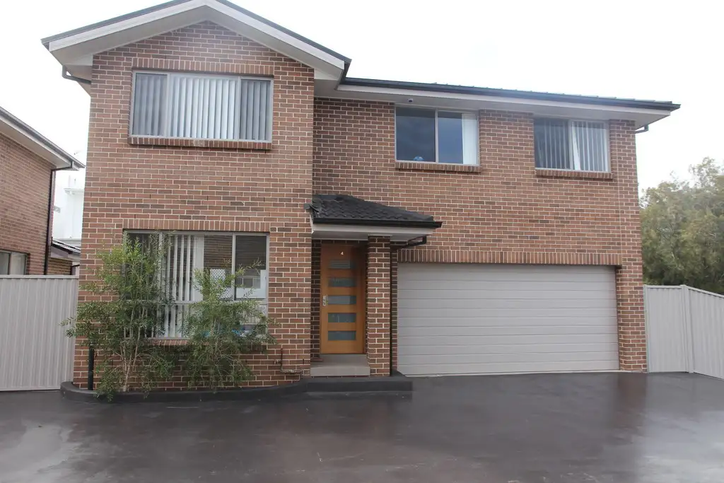 Main view of Homely house listing, 4/77-79 Stewart Avenue, Hammondville NSW 2170