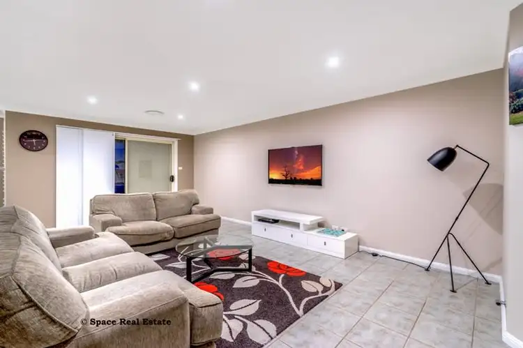 Fifth view of Homely house listing, 2 Alt Close, West Hoxton NSW 2171