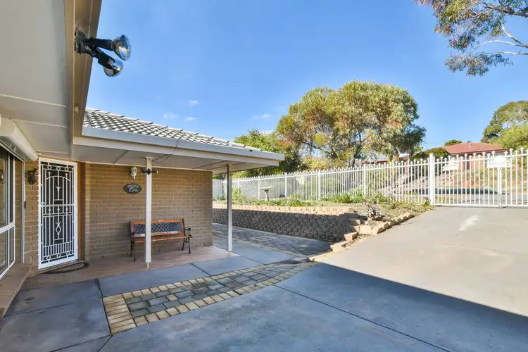 Fourth view of Homely house listing, 12 Heylen Court, Hackham SA 5163