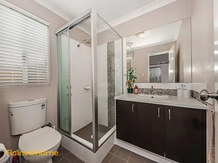 Fifth view of Homely house listing, 32 CLIFFORD LOOP, Darch WA 6065