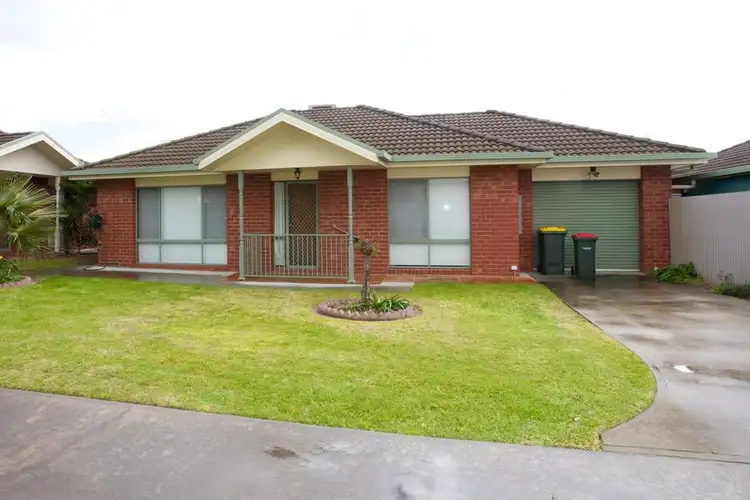Main view of Homely unit listing, 2/102 Bennett Road, Horsham VIC 3400