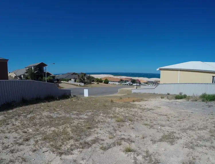 21 Pelican Rise, Wandina WA 6530