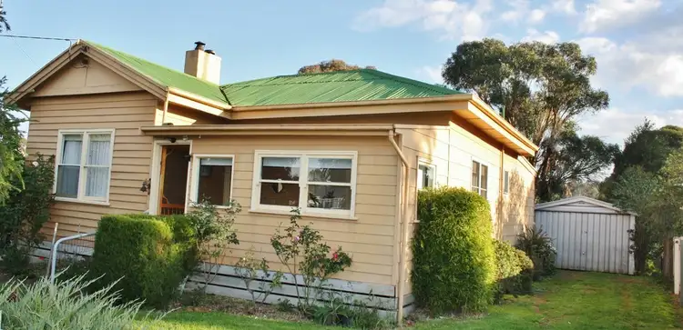 31 McKinlay Street, Casterton VIC 3311