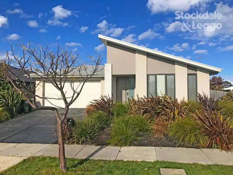 15 Queenscliff Drive, Inverloch VIC 3996