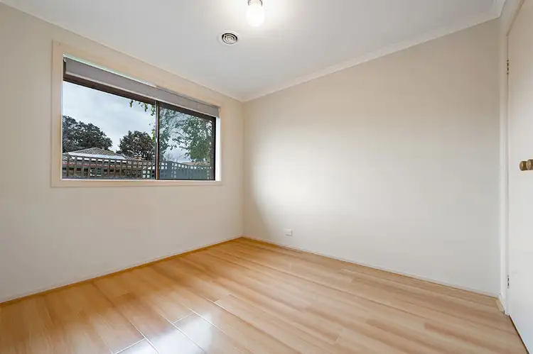 Sixth view of Homely house listing, 2/15 Allwyn Crescent, Mill Park VIC 3082