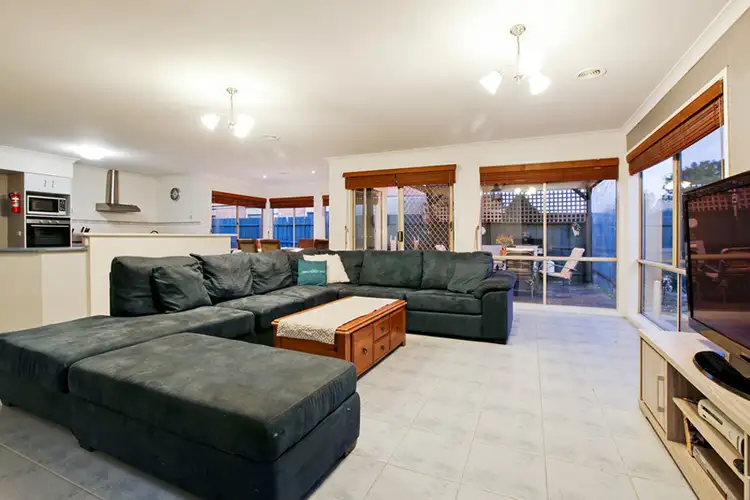Sixth view of Homely house listing, 31 Lynbridge Crescent, Tarneit VIC 3029