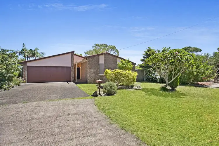 4 Lloyd George Gr, Tanilba Bay NSW 2319